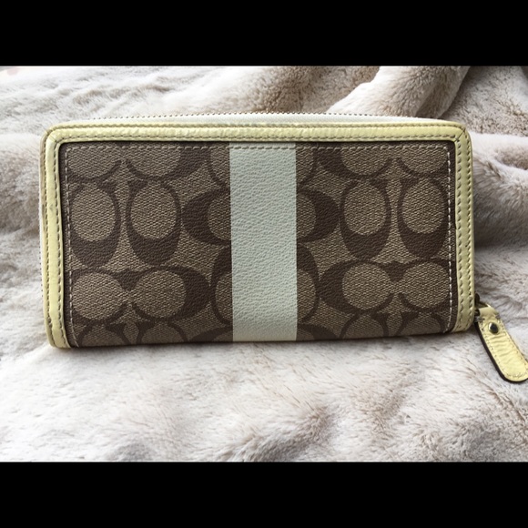 Coach Wallet - Picture 2 of 3